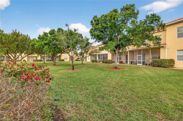 9824 Cristalino View WAY # 103, Fort Myers, FL 33908