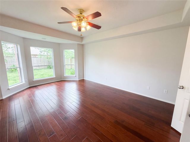 412 Green Cedar Drive, League City, TX 77573