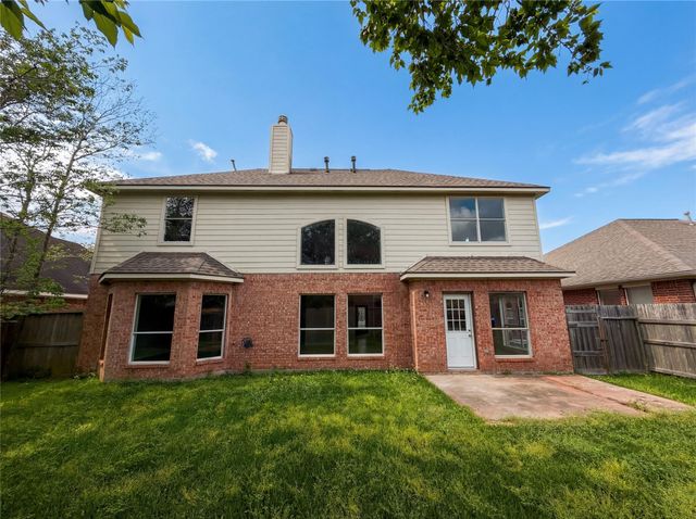 412 Green Cedar Drive, League City, TX 77573