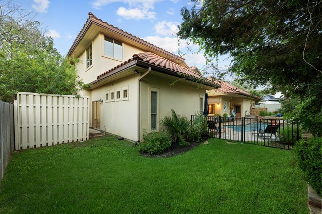 407 HURST CREEK RD, Lakeway, TX 78734