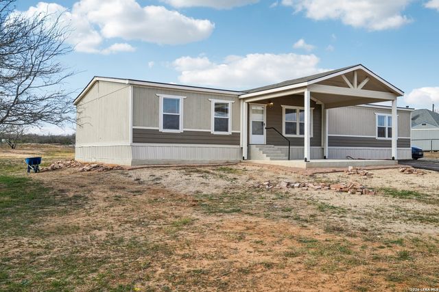 4045 Jakes Colony, Seguin, TX 78155