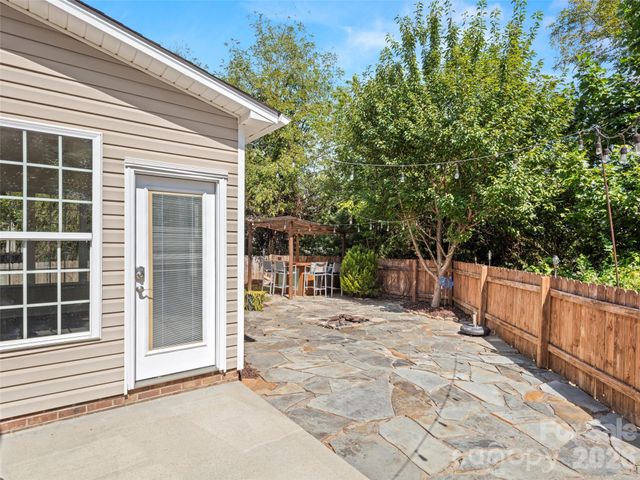 16 Stonebury Drive, Arden, NC 28704