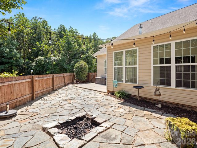16 Stonebury Drive, Arden, NC 28704