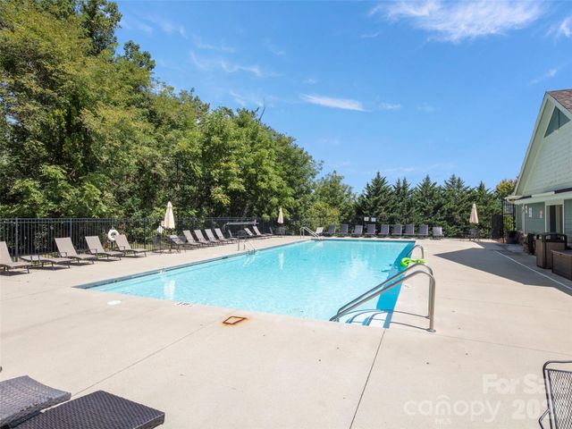 16 Stonebury Drive, Arden, NC 28704
