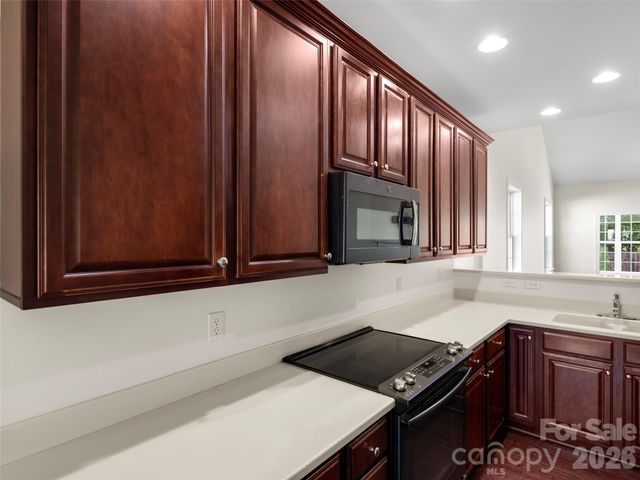 16 Stonebury Drive, Arden, NC 28704