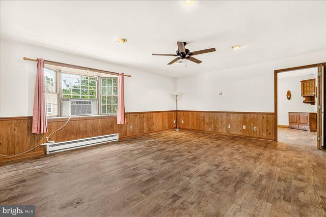 4814 HOLLYWOOD RD, College Park, MD 20740