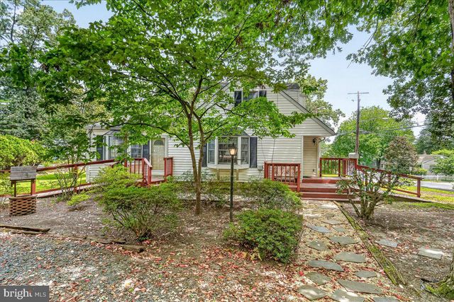 4814 HOLLYWOOD RD, College Park, MD 20740