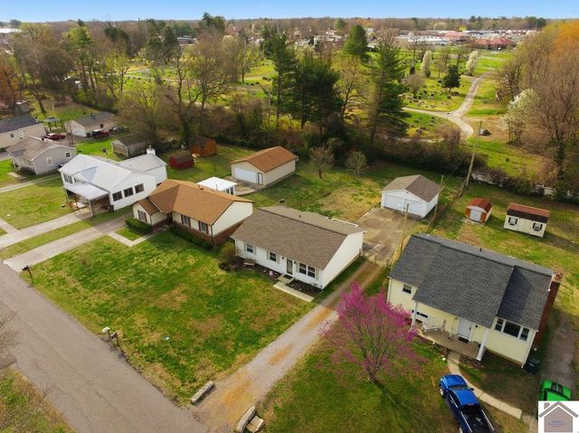 219 Seminole Drive, Paducah, KY 42001