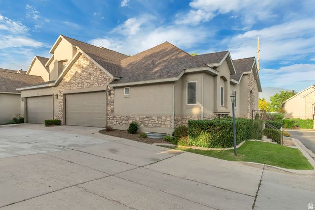 1538 W WYNGATE PARK DR, South Jordan, UT 84095