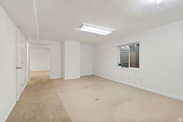 1538 W WYNGATE PARK DR, South Jordan, UT 84095