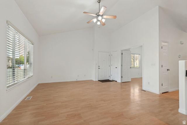 1538 W WYNGATE PARK DR, South Jordan, UT 84095