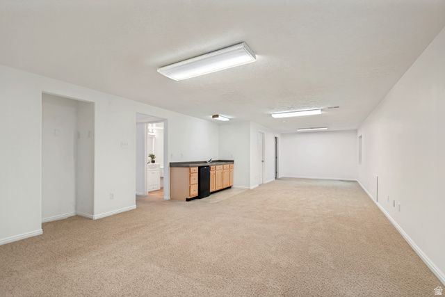 1538 W WYNGATE PARK DR, South Jordan, UT 84095