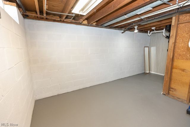 11391 Ronald Drive, Parma, OH 44130