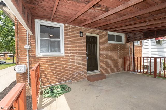 11391 Ronald Drive, Parma, OH 44130