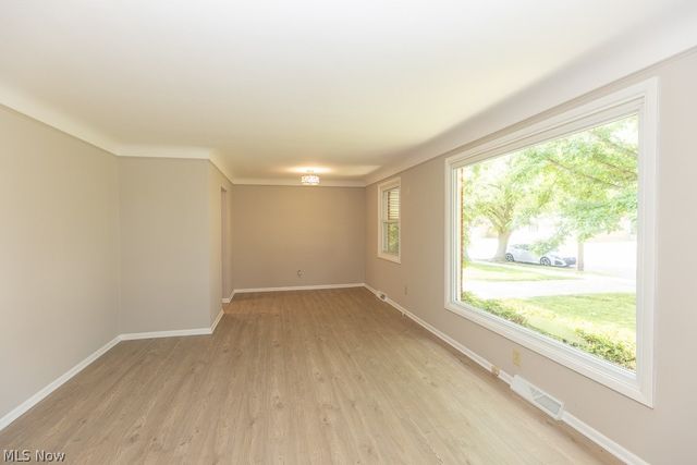 11391 Ronald Drive, Parma, OH 44130