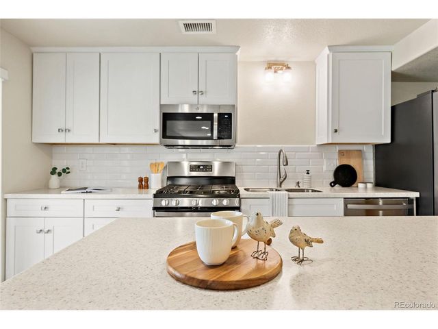 1680 Marsh Hawk Cir, Castle Rock, CO 80109