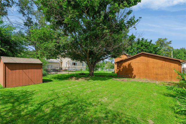 911 W 4th Street S, Newton, IA 50208