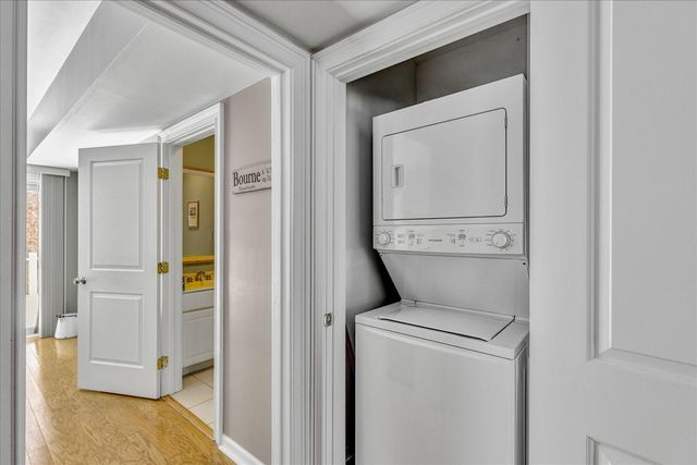 3 Honora Lane UNIT 3, Buzzards Bay, MA 02532