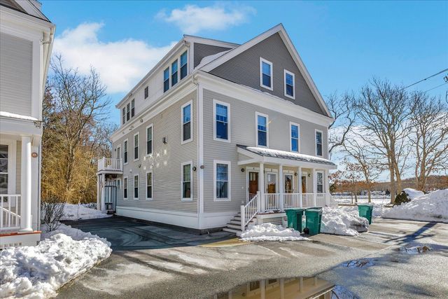 3 Honora Lane UNIT 3, Buzzards Bay, MA 02532