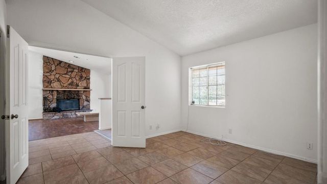 8582 Frontera Avenue, Yucca Valley, CA 92284