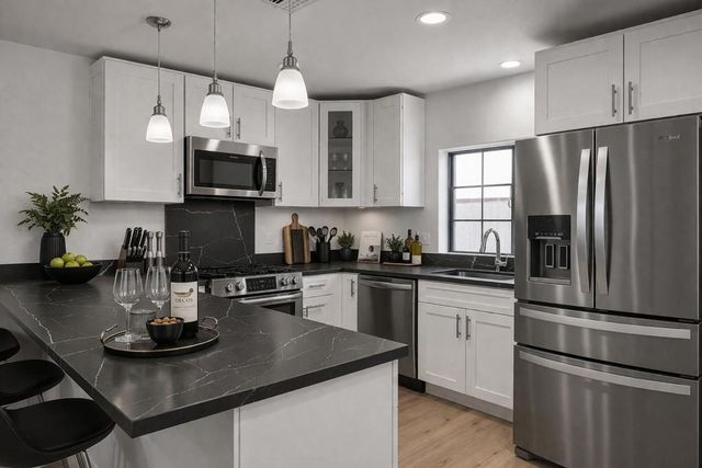 8582 Frontera Avenue, Yucca Valley, CA 92284