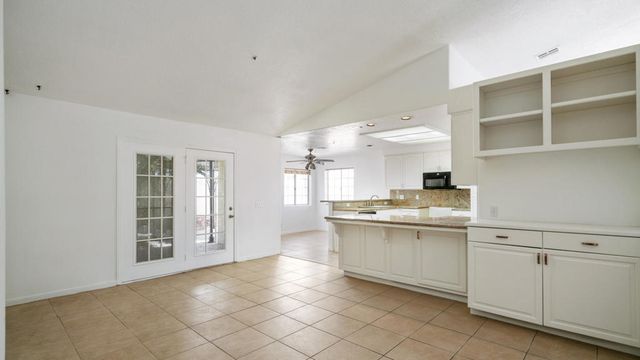 8582 Frontera Avenue, Yucca Valley, CA 92284