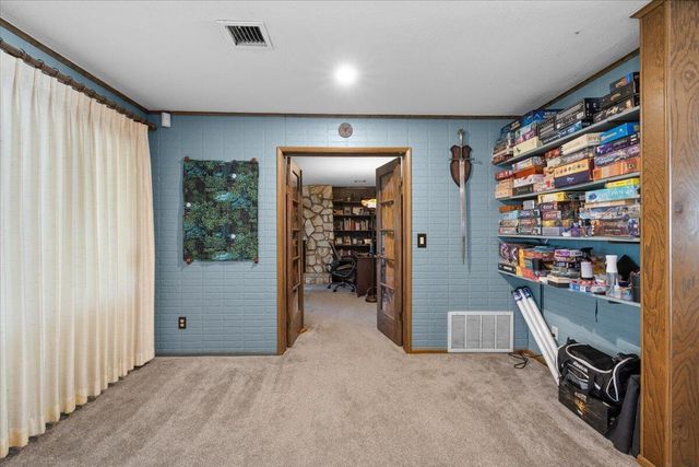 1625 NE Hillcrest Drive, Grants Pass, OR 97526