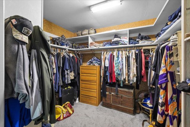 1625 NE Hillcrest Drive, Grants Pass, OR 97526