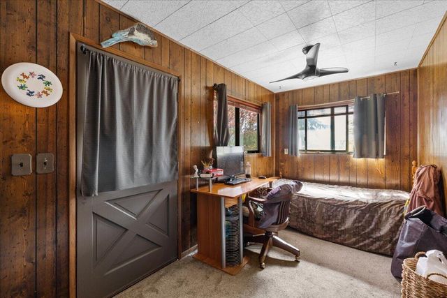 1625 NE Hillcrest Drive, Grants Pass, OR 97526