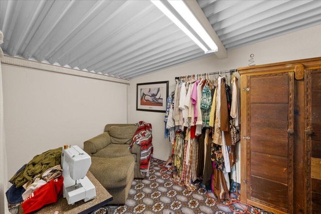 1625 NE Hillcrest Drive, Grants Pass, OR 97526