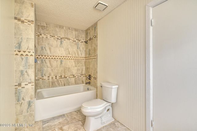 12421 GOOD NEIGHBOR Trail, Jacksonville, FL 32225