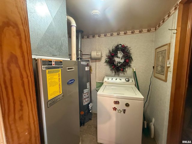 401 N 23RD Street, Herrin, IL 62948