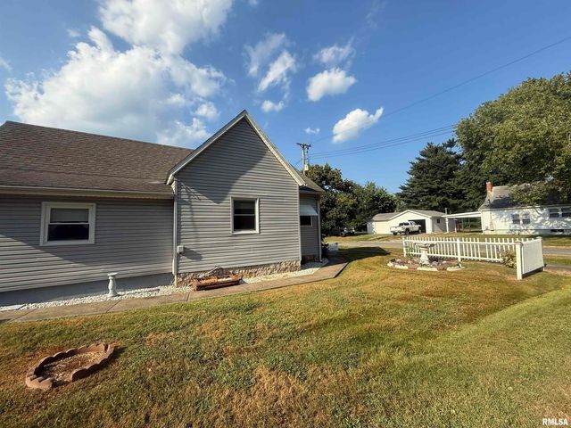 401 N 23RD Street, Herrin, IL 62948