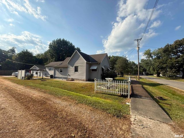 401 N 23RD Street, Herrin, IL 62948