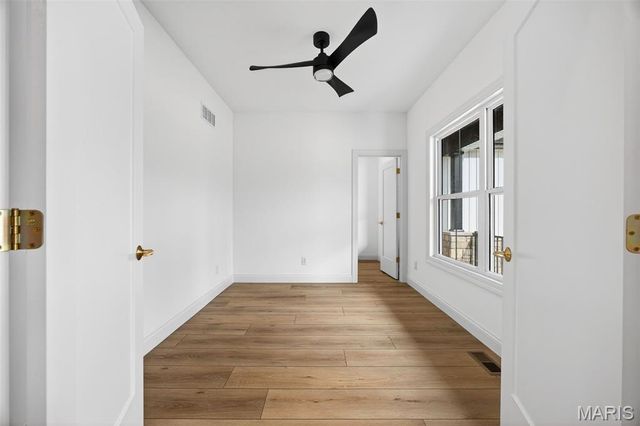 55 Lake Bend Drive, Winfield, MO 63389