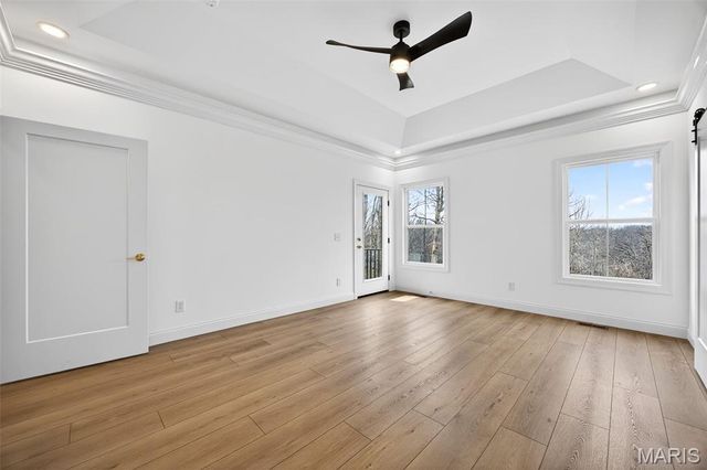 55 Lake Bend Drive, Winfield, MO 63389