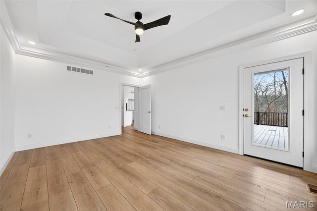 55 Lake Bend Drive, Winfield, MO 63389