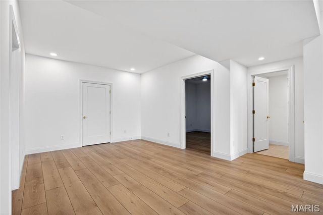 55 Lake Bend Drive, Winfield, MO 63389