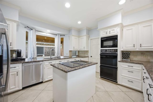 2907 Forest Garden Drive, Houston, TX 77345