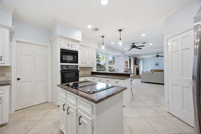 2907 Forest Garden Drive, Houston, TX 77345