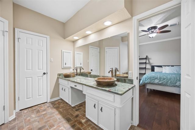 2907 Forest Garden Drive, Houston, TX 77345