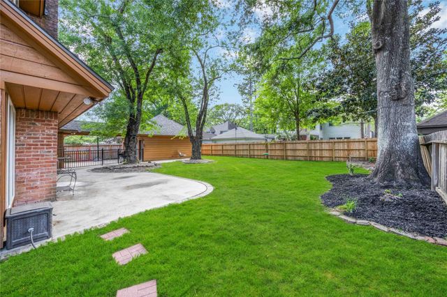 2907 Forest Garden Drive, Houston, TX 77345