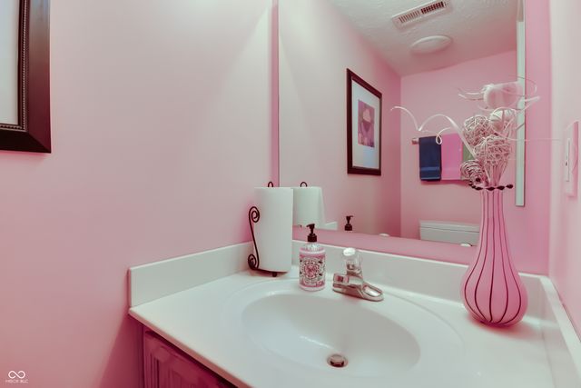 8532 Enclave Boulevard, Fishers, IN 46038