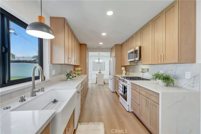 17392 Lido, Huntington Beach, CA 92647