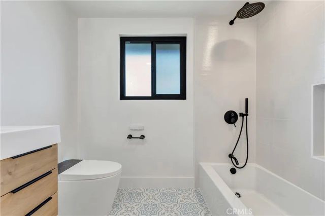 17392 Lido, Huntington Beach, CA 92647