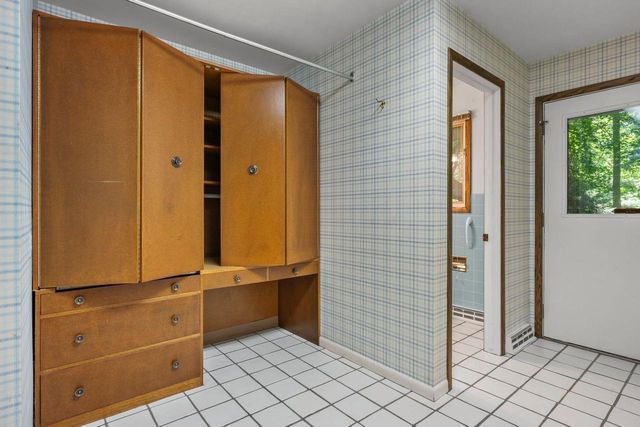 6325 Keelson Drive, Madison, WI 53705