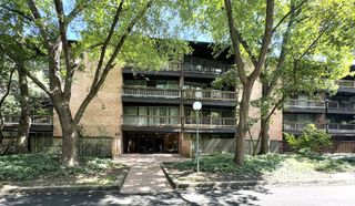 5600 Hillcrest Lane 1K, Lisle, IL 60532