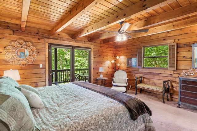 163 Winchester Cove Lane, Hayesville, NC 28904