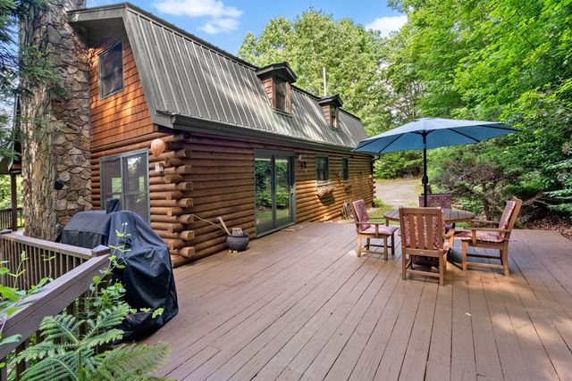 163 Winchester Cove Lane, Hayesville, NC 28904