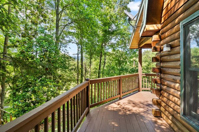 163 Winchester Cove Lane, Hayesville, NC 28904